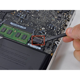 MacBook Pro 13 